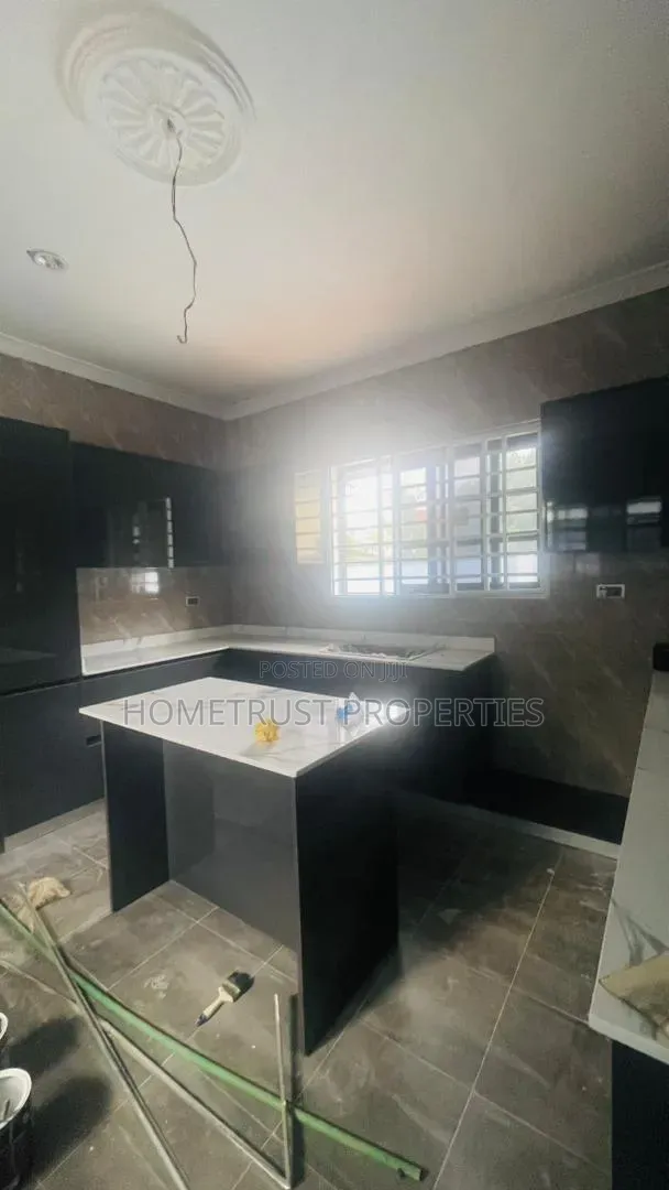 5bdrm House in Amasaman Abease for rent