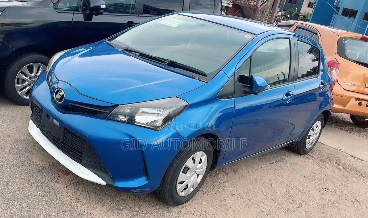 Toyota Vitz 2016 Blue