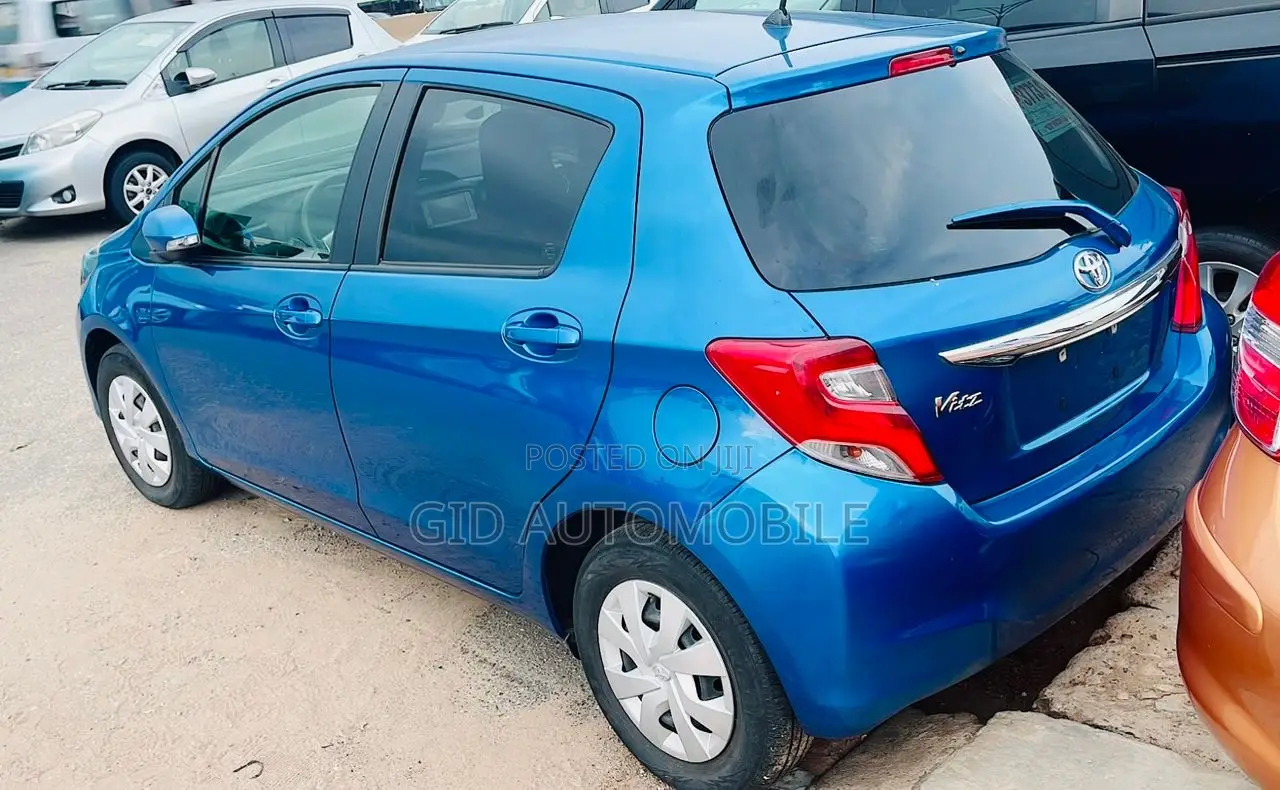 Toyota Vitz 2016 Blue