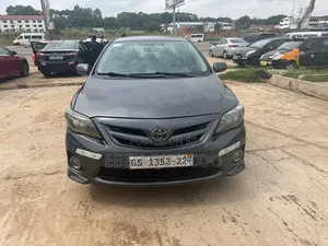 Toyota Corolla 2012 Gray