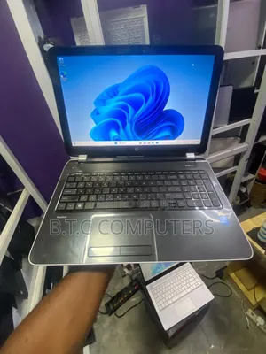 Laptop HP Pavilion 15 8GB Intel Core i5 HDD+SSD 500GB