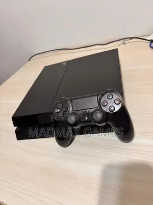 Jailbroken Ps4 Standard With Games