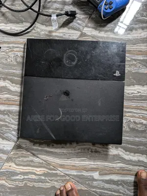 Sony Playstation 4 Standard