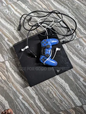 Sony Playstation 4 Standard
