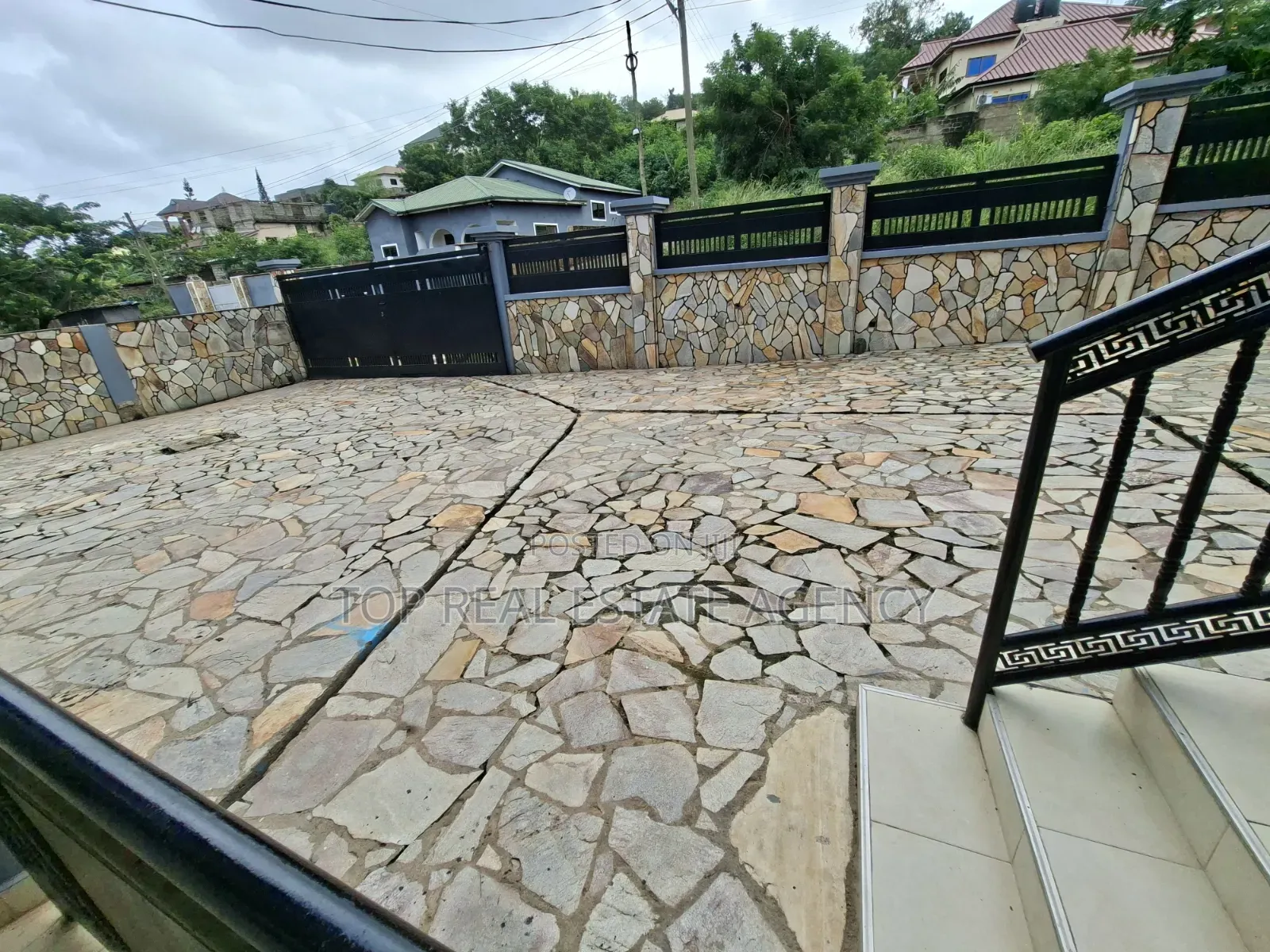 2bdrm Apartment in Kwabenya, Ga East Municipal for rent