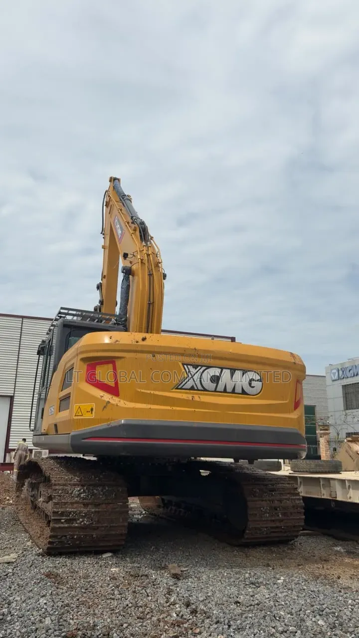 Original China XCMG Excavator for Sale! Limited in Stock