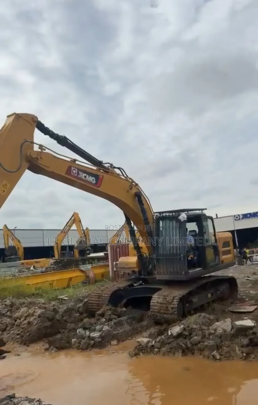 Original China XCMG Excavator for Sale! Limited in Stock