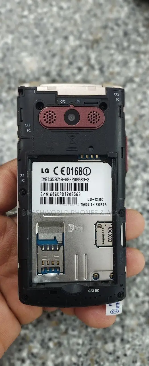New LG Wine Smart 4 GB Red