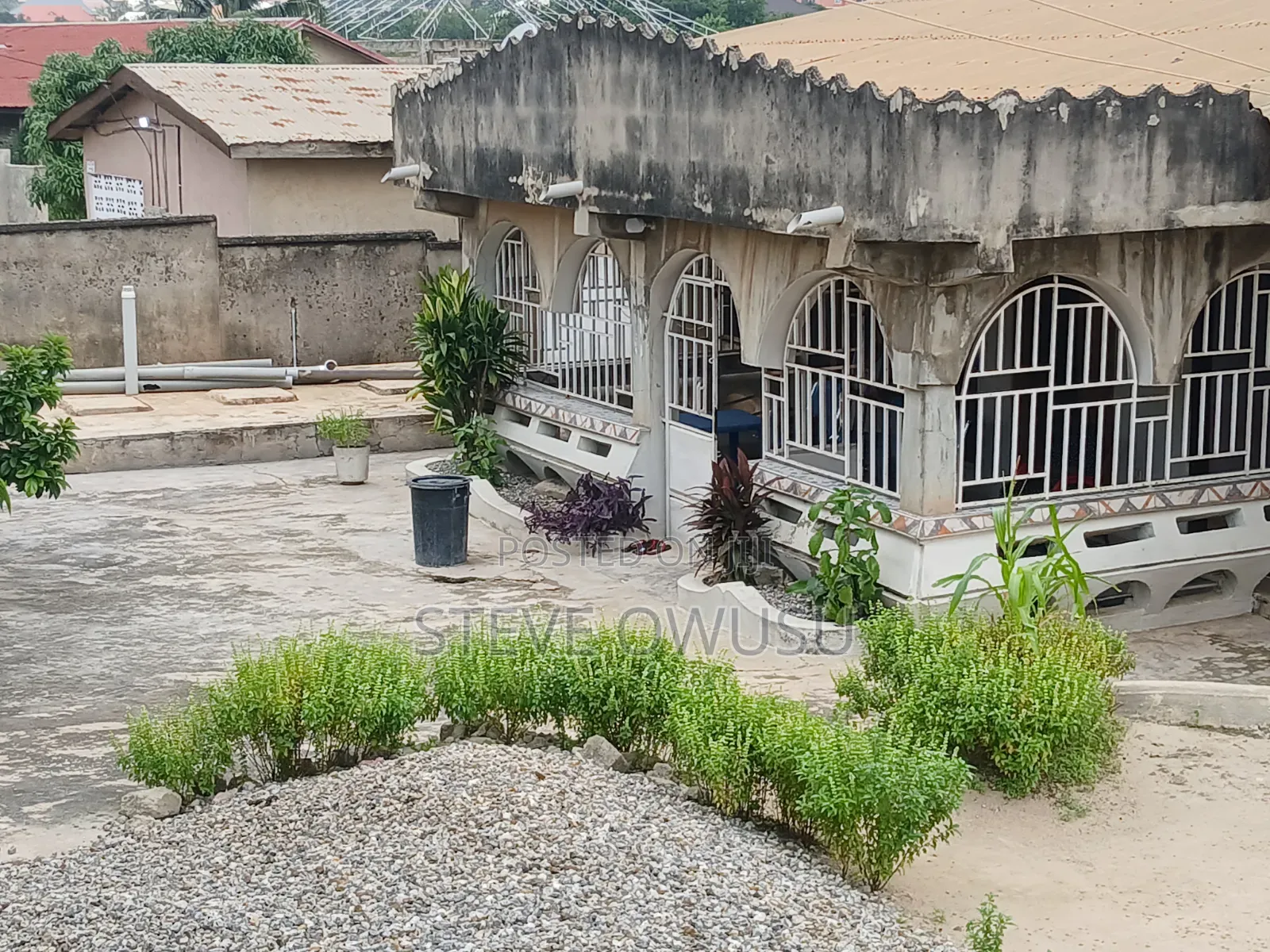 7bdrm House in Ansah Estate Limited, Kumasi Metropolitan for sale