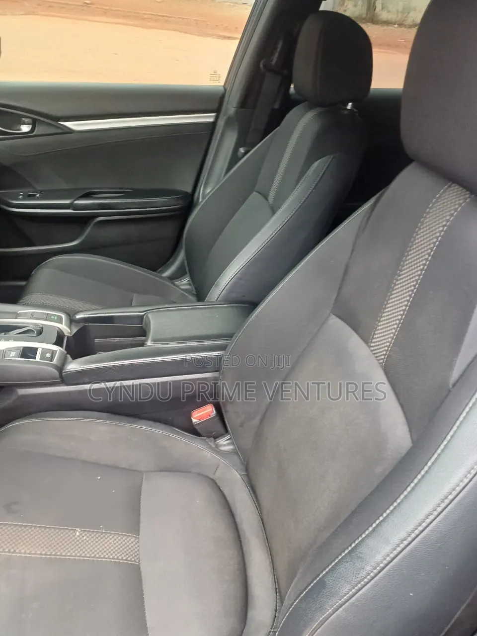 Honda Civic 2018 Gray