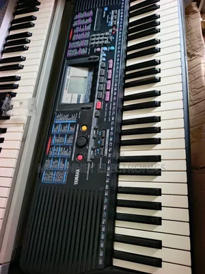 Yamaha Psr230