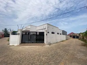 3bdrm House in Spintex for sale