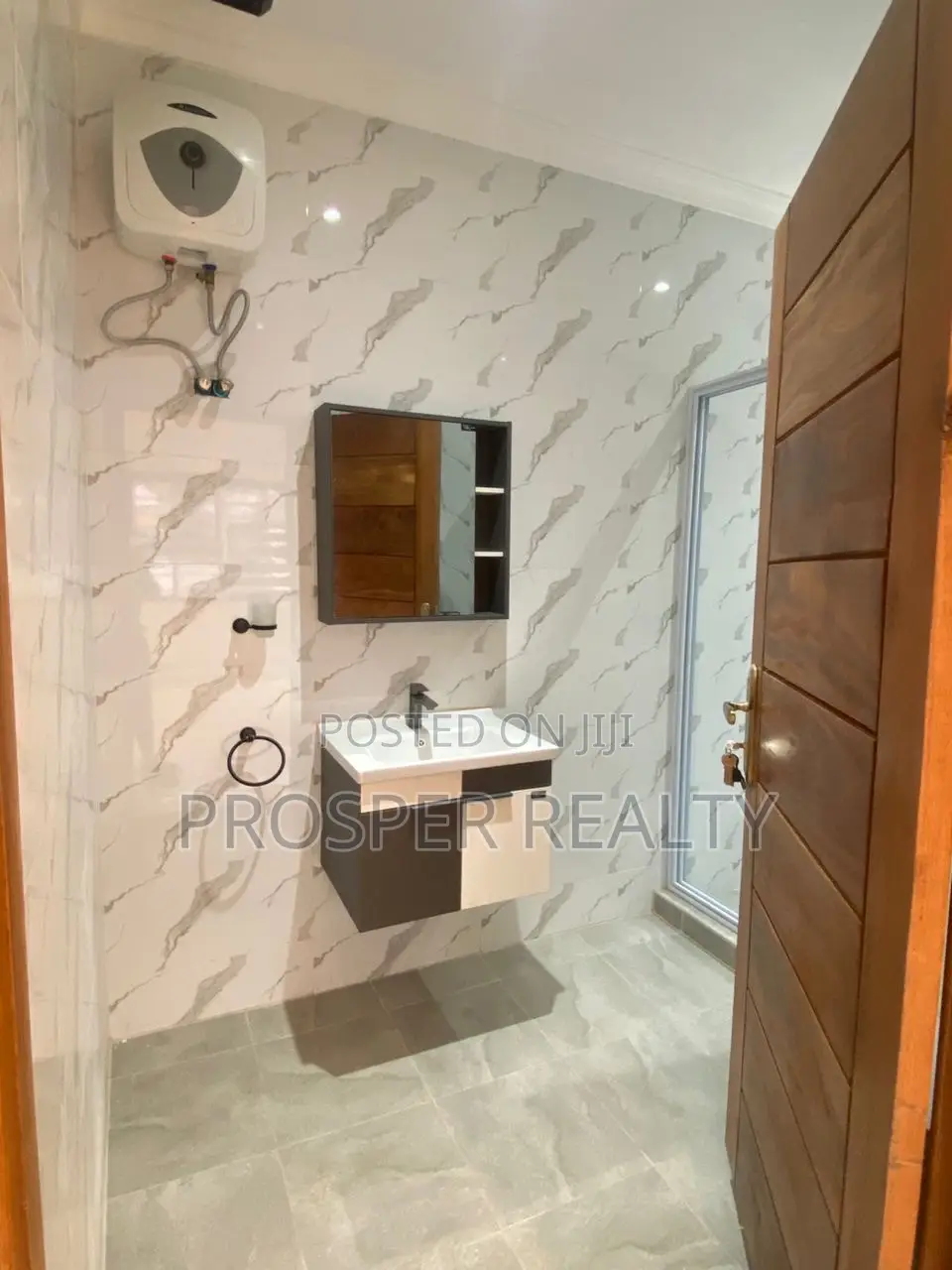 3bdrm House in Spintex for sale