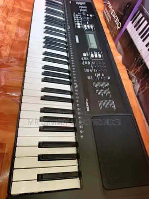 Ew310(E373) 76 Keys