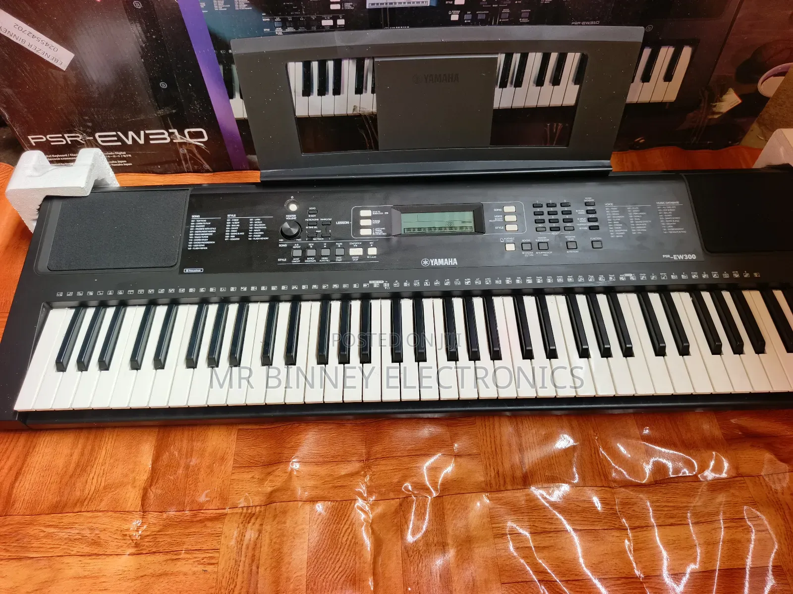 Ew310(E373) 76 Keys