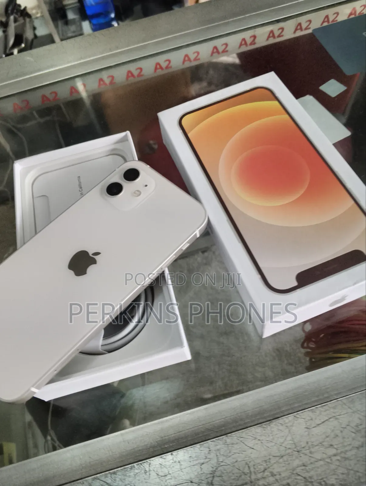 New Apple iPhone 12 128 GB Silver