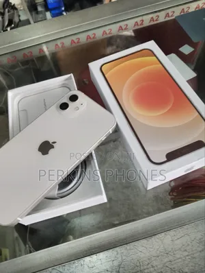 New Apple iPhone 12 128 GB Silver