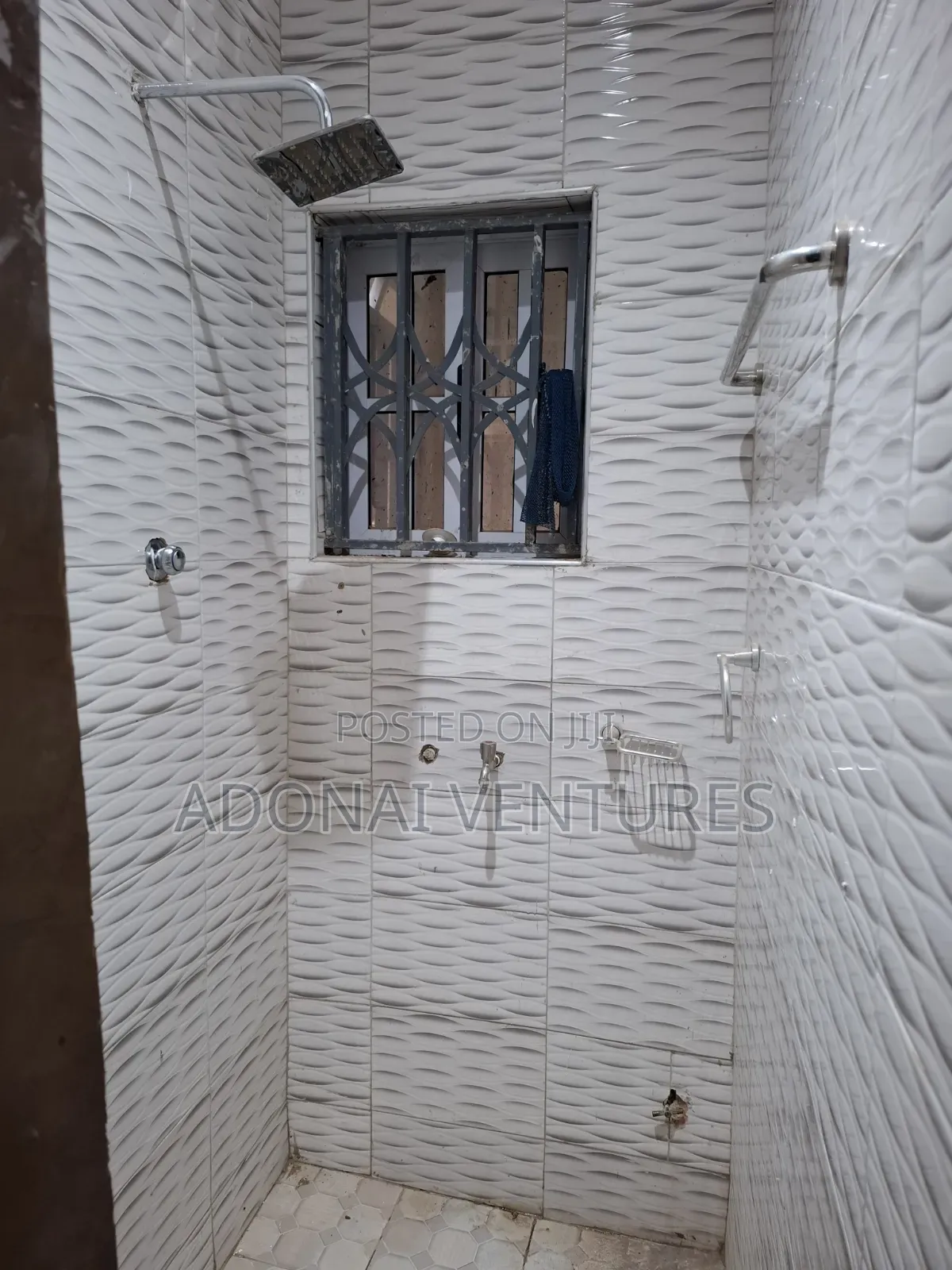3bdrm Apartment in Santasi Anyinam, Kumasi Metropolitan for rent