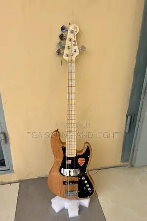 Fender 5 Strings Active Jazz Bass Guitar[Free Bag,Strap]
