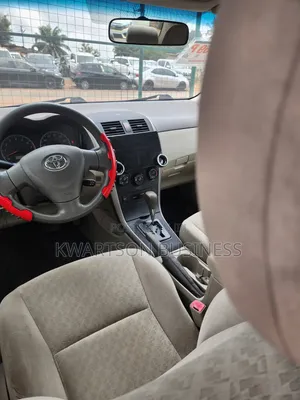 Toyota Corolla 2010 Red