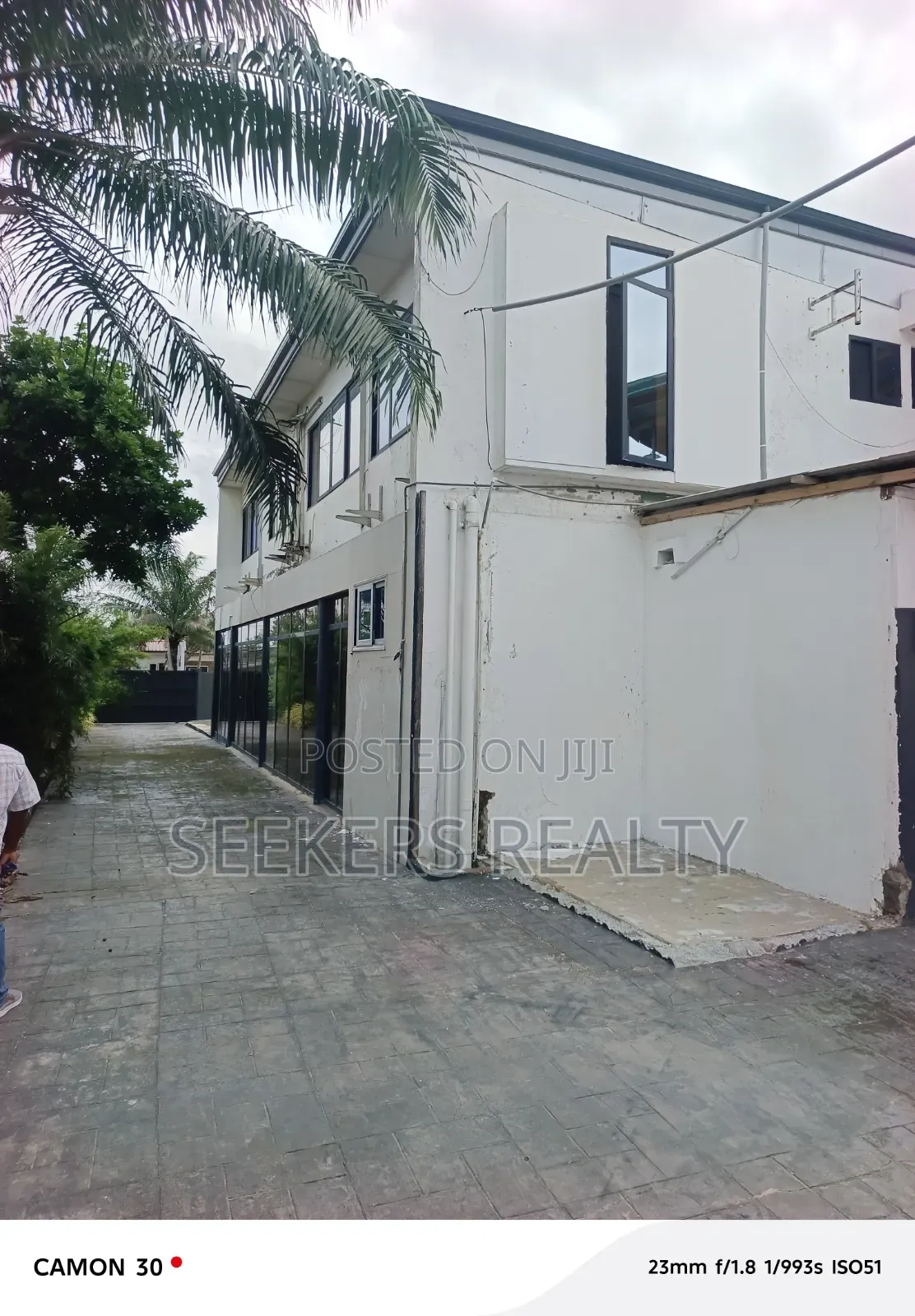  Prime Office Space for Rent in Osu 