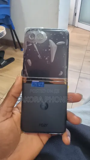 New Motorola Razr 40 Ultra 256 GB Gray