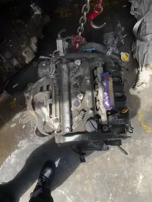 Toyota Yaris / Vitz Complete Engine ( 2nz -Fe) 2000 - 2011