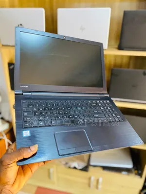 Laptop Toshiba 8GB Intel Core i5 HDD+SSD 500GB