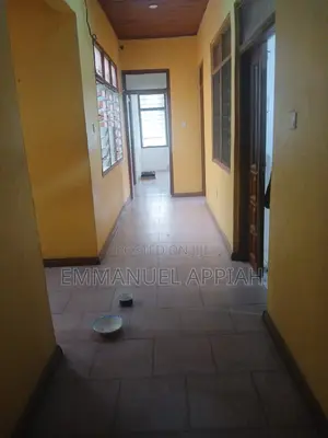 6bdrm House in Macathy Down, Accra Metropolitan for rent