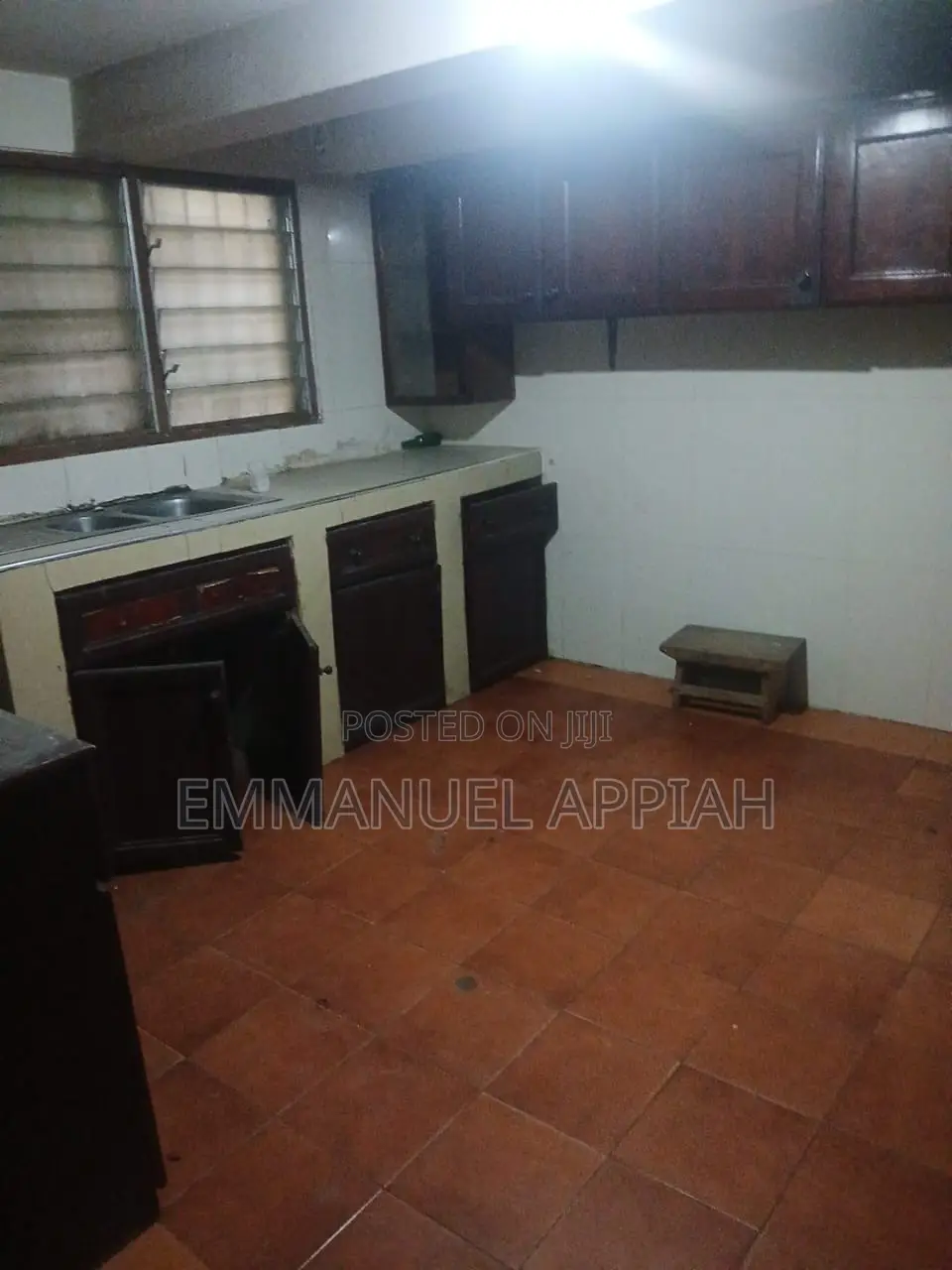 6bdrm House in Macathy Down, Accra Metropolitan for rent