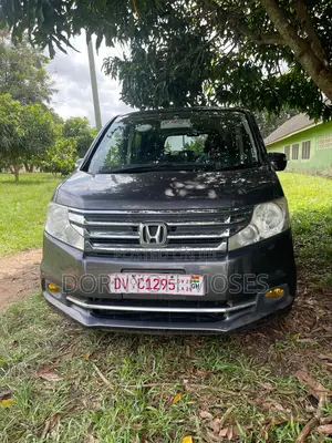 Honda Stepwgn 2014 Gray