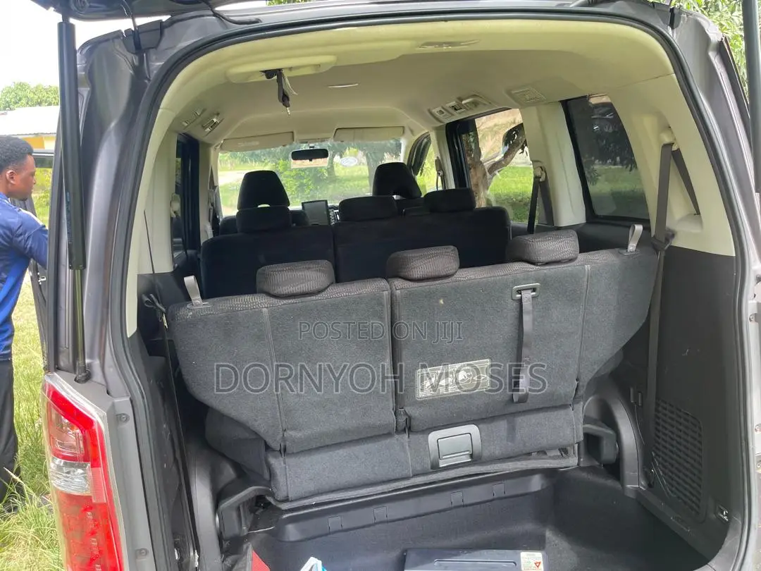 Honda Stepwgn 2014 Gray