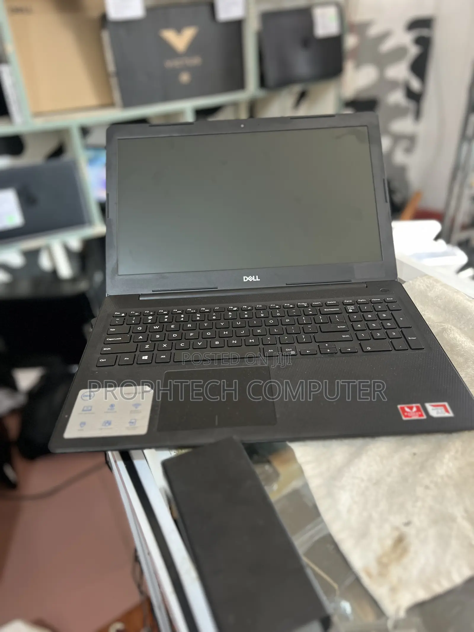 Laptop Dell Inspiron 15 3000 4GB AMD A6 HDD 500GB