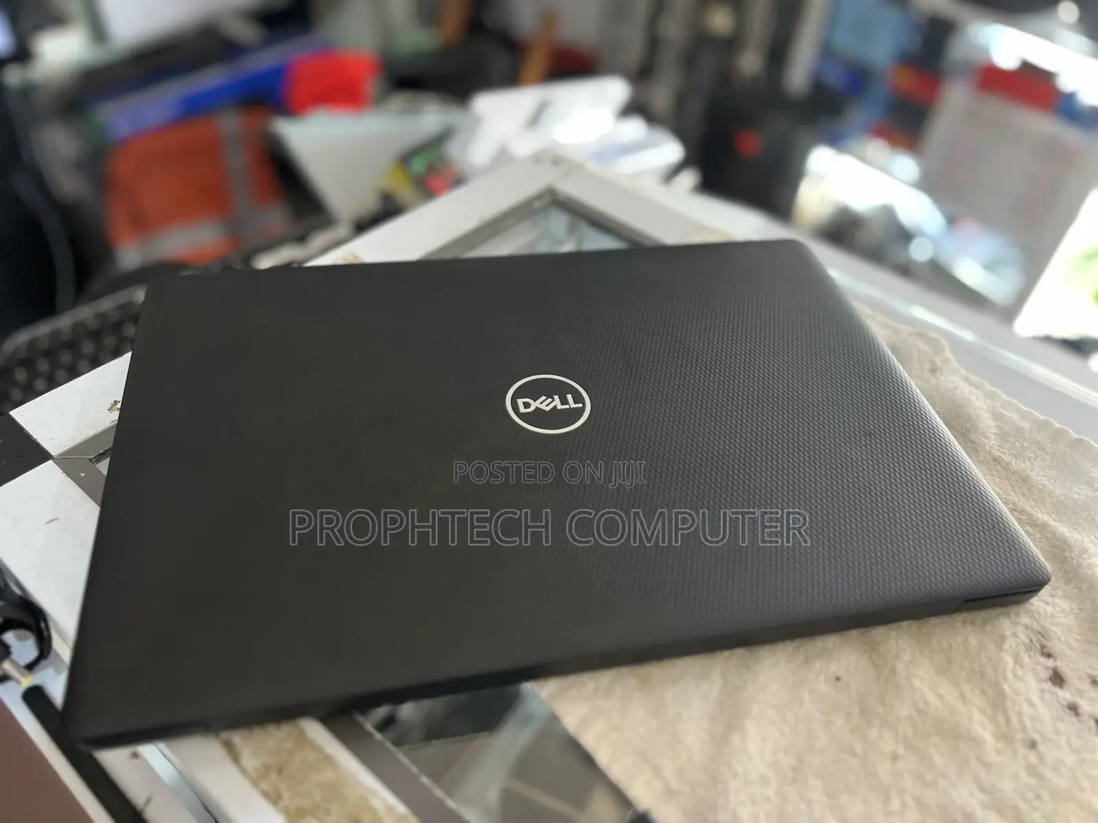 Laptop Dell Inspiron 15 3000 4GB AMD A6 HDD 500GB