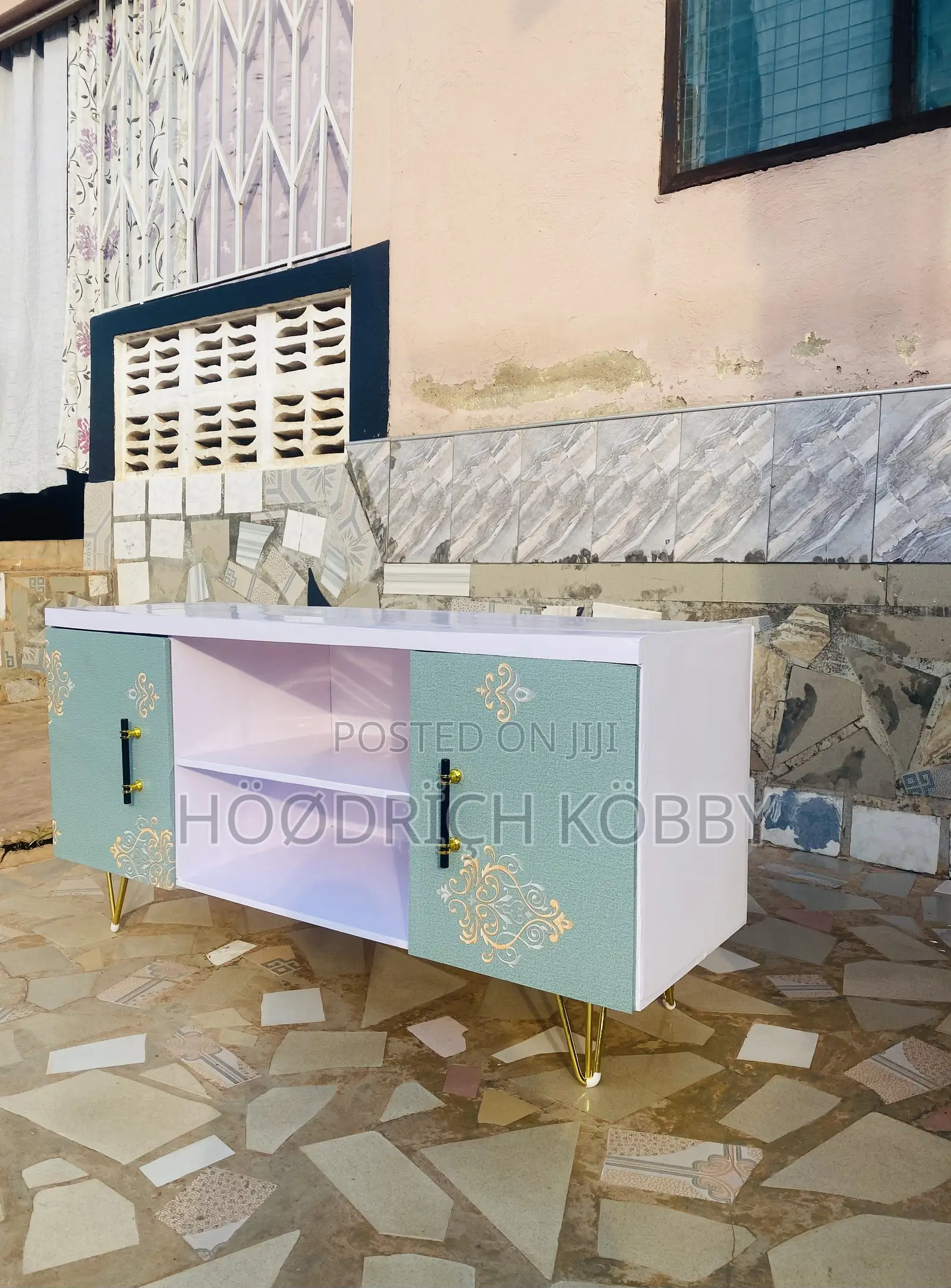 Quality Wooden Tv Stand
