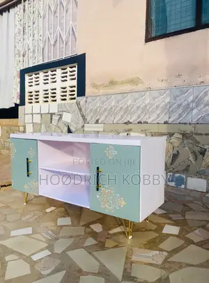 Quality Wooden Tv Stand