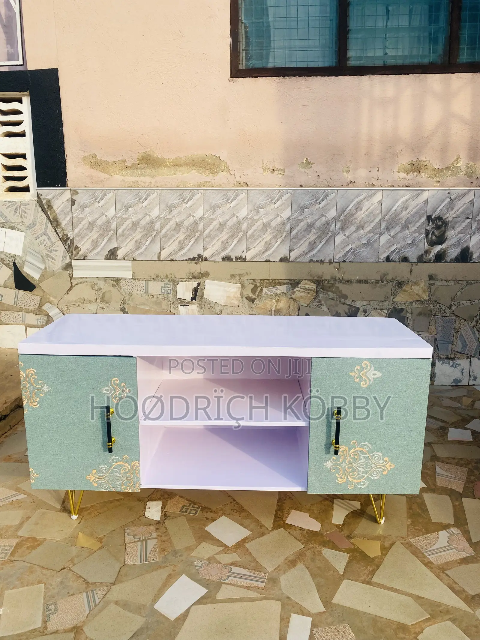 Quality Wooden Tv Stand