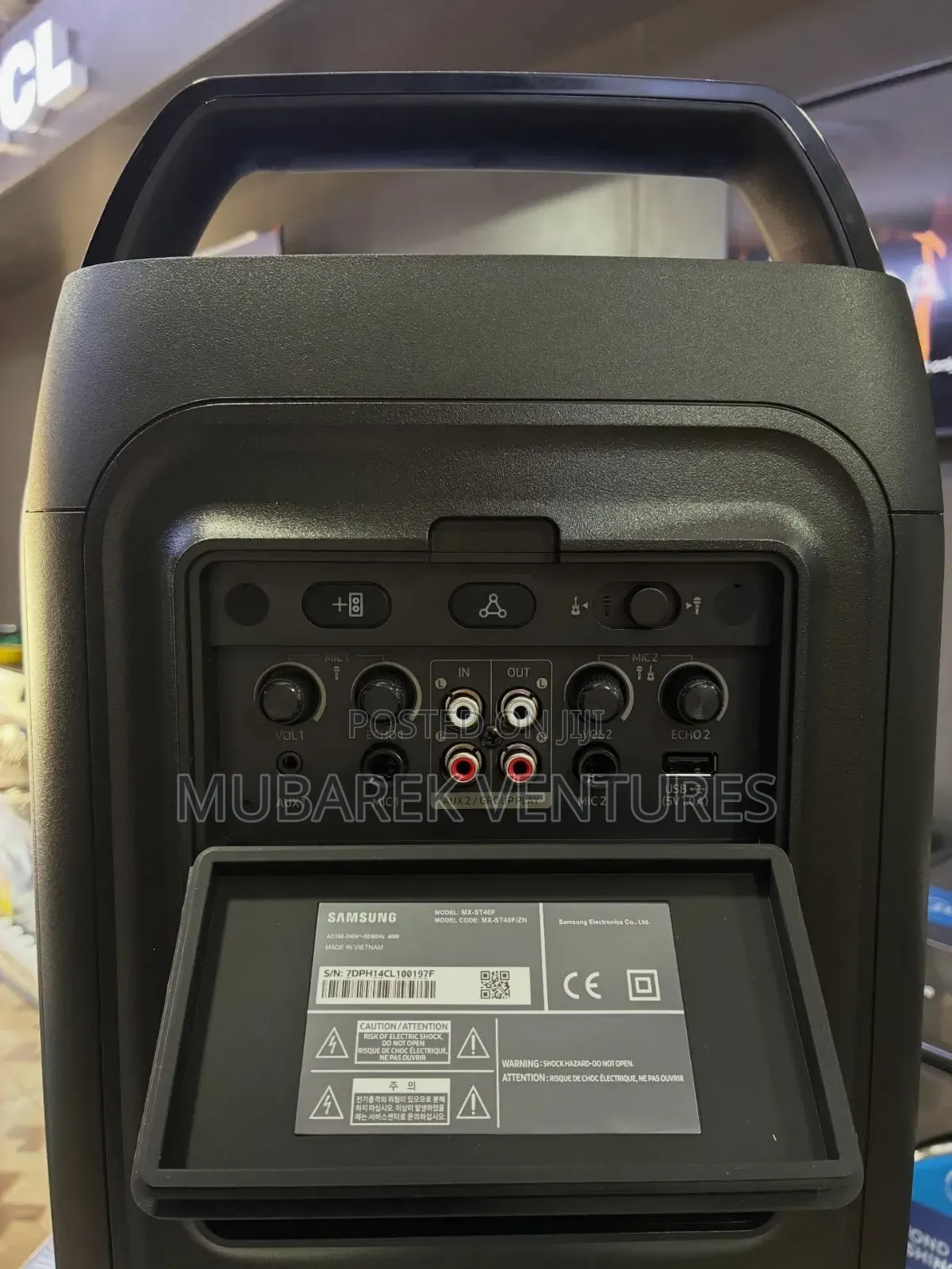Sound Tower 160 Watts Party Speaker
Black