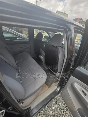 Toyota Tacoma 2011 Black