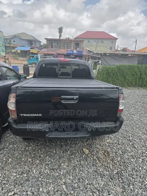 Toyota Tacoma 2011 Black