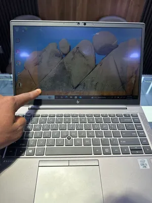Laptop HP ZBook Firefly 14 G7 8GB Intel Core i5 SSD 256GB