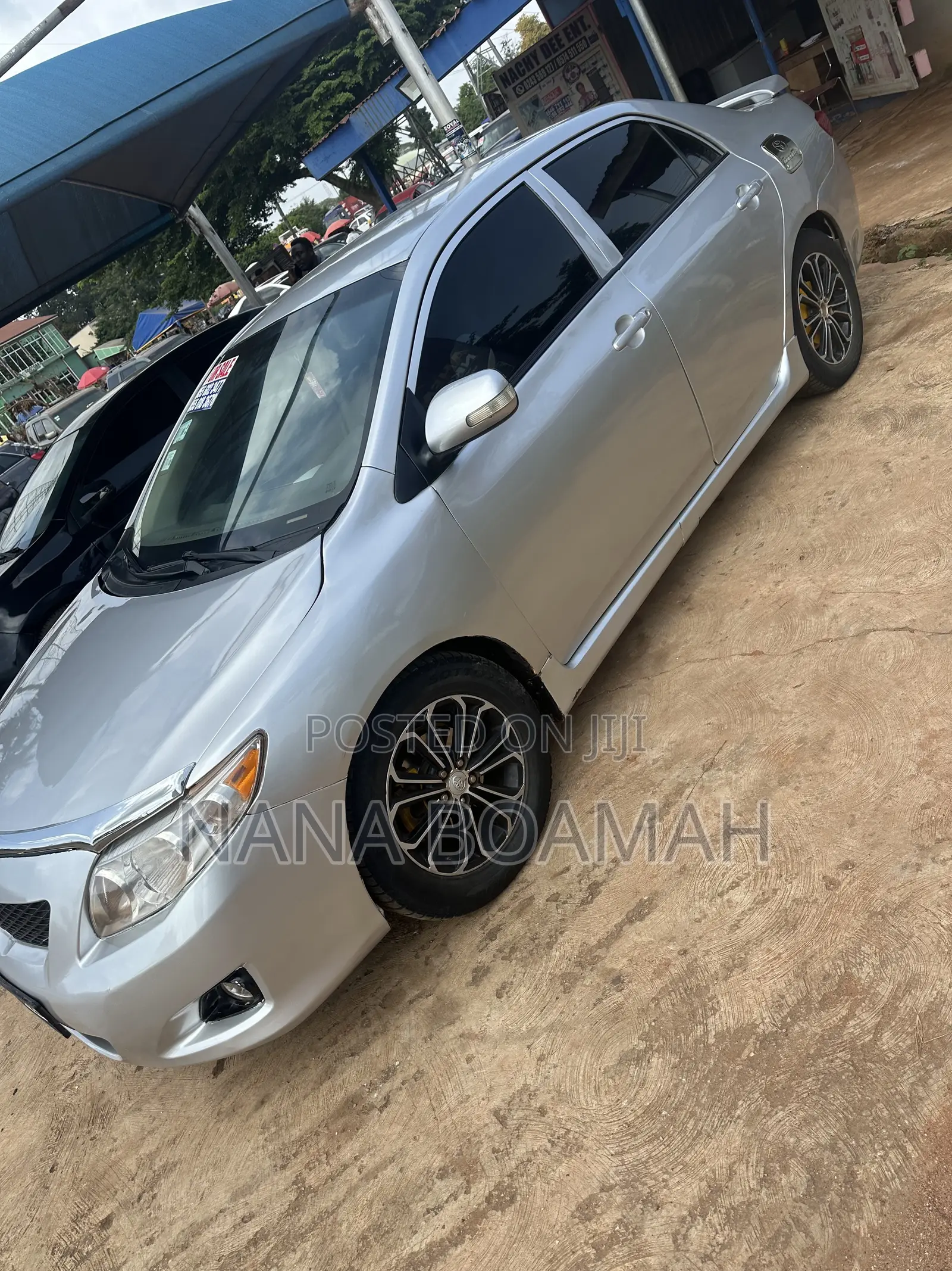 Toyota Corolla 2010 Silver