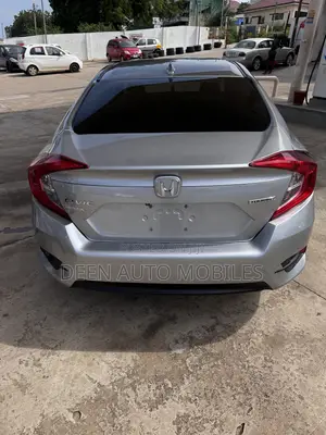 Honda Civic Touring Sedan 2019