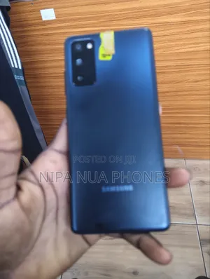 New Samsung Galaxy S20 FE 128 GB Black