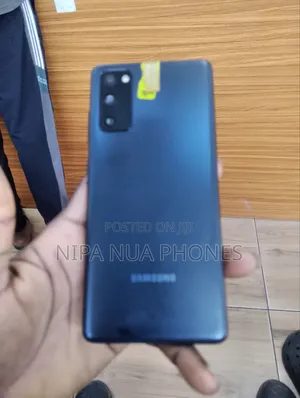 New Samsung Galaxy S20 FE 128 GB Black