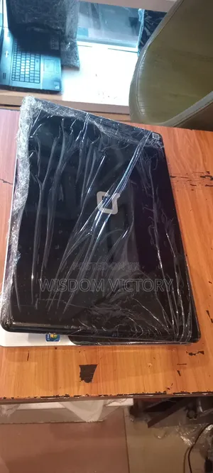 New Laptop HP 14-dq1088wm 4GB Intel HDD 250GB