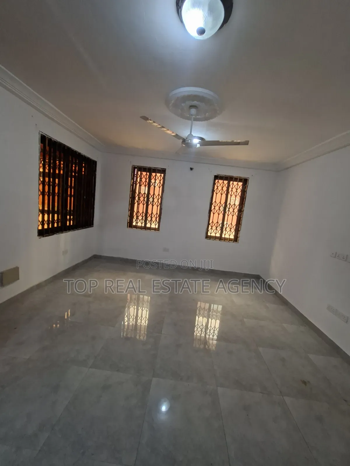 2bdrm Apartment in K. Boat, Ga East Municipal for rent
