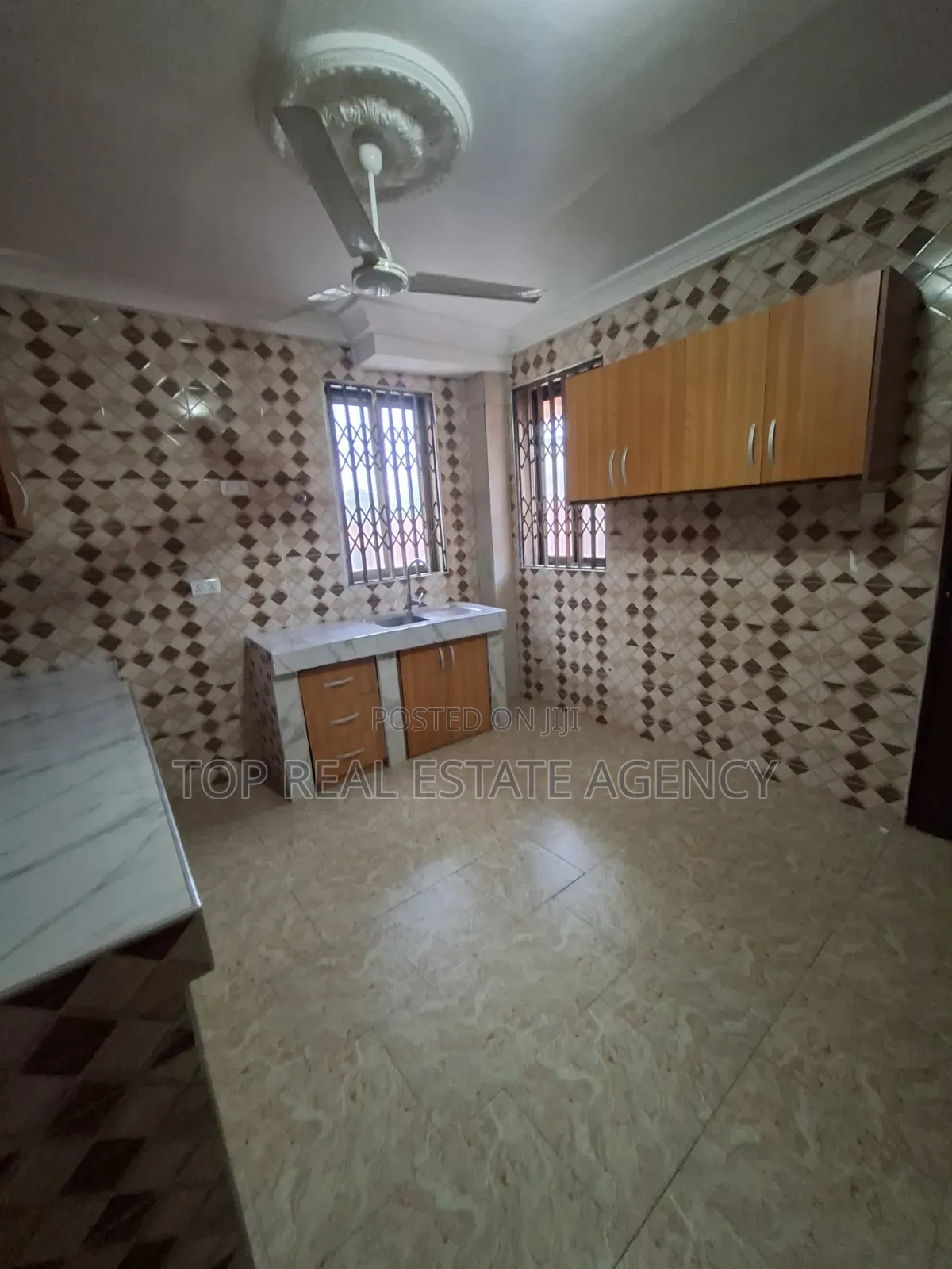 2bdrm Apartment in K. Boat, Ga East Municipal for rent