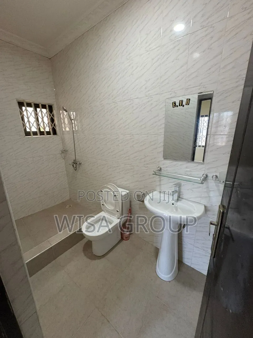3bdrm Duplex in Wisa Group, Accra Metropolitan for rent