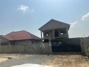 4bdrm Bungalow in Savana, Tema Metropolitan for sale